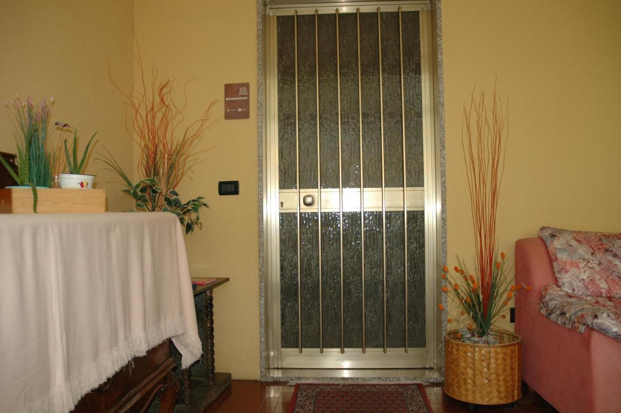 B&B Villa Carolina Vaprio d'Adda Екстер'єр фото